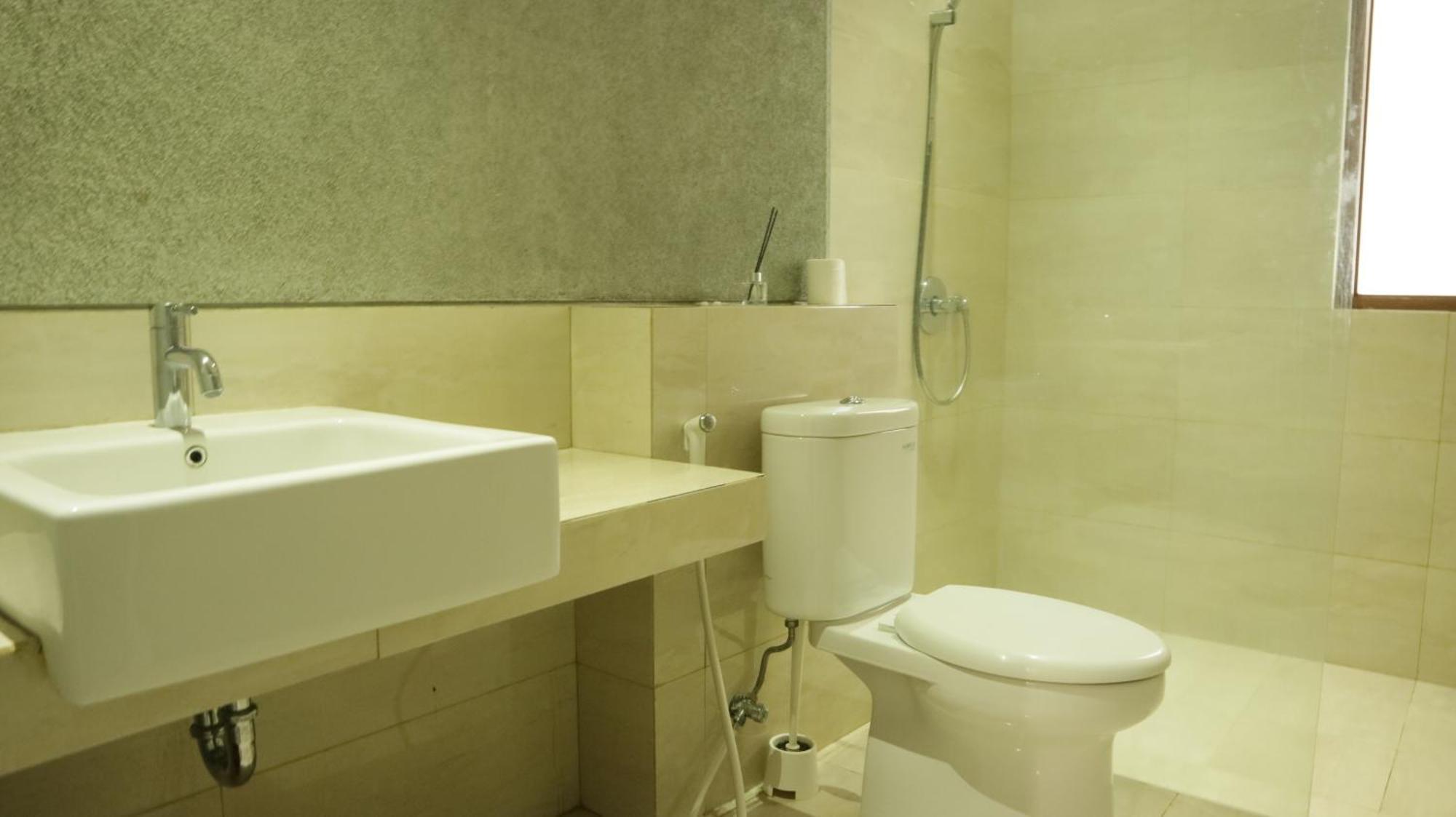 Proven Living Hotel Bandung Exterior photo